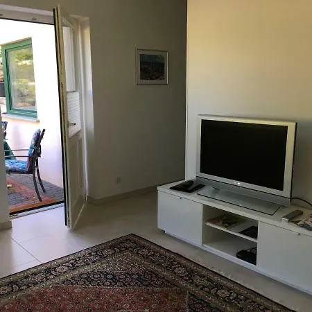Mon Repos Apartment *